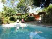 Location maison indépendante vacances Les salelles