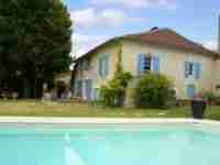 Location maison indépendante vacances Lusignac