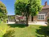 Location maison indépendante vacances Meilhards