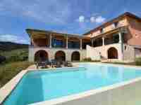 Location maison indépendante vacances Chiroubles