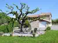 Location maison indépendante vacances Saint etienne de fontbellon