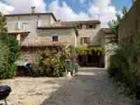 Location maison mitoyenne vacances Saint-jean-de-maruéjols-et-avéjan