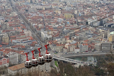 Grenoble telepherique de la bastille