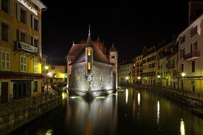 Annecy de nuit - visite en vacances