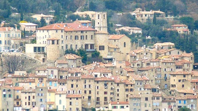 Bar sur Loup dans le 06