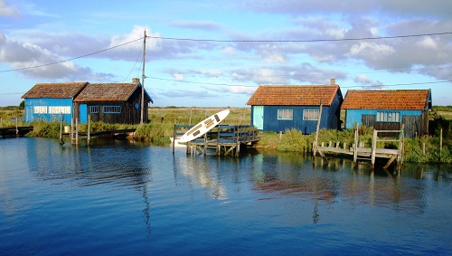 des cabanes à La Tremblade