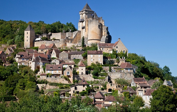 Saint-Amand-de-Coly - Domme (Домм), Аквитания, Франция - достопримечательности, путеводитель