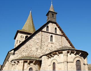 Eglise de Riom-Es-Montagnes dans le Cantal