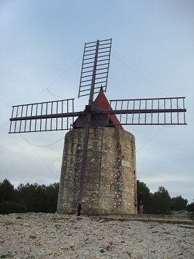 Moulin de Daudet dans les Alpilles