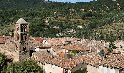 Moustiers Sainte Marie dans les gorges du Verdon