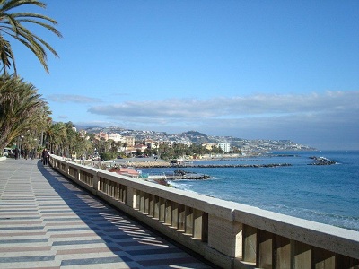 San Remo bord de mer sur la cote des fleurs en Italie