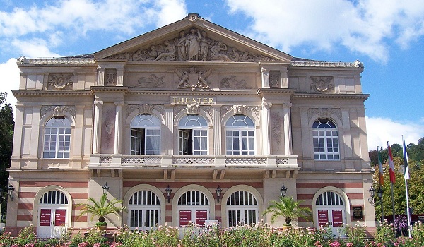 Le théâtre de Baden-Baden en Allemagne autour de la forêt noire