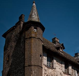 Tour de Salers dans le Cantal