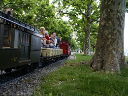 Mini train Pully suisse lac Leman