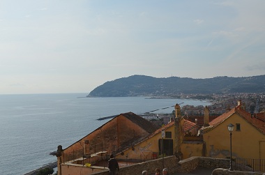 Vue sur la baie de Cervo depuis le sommet du village